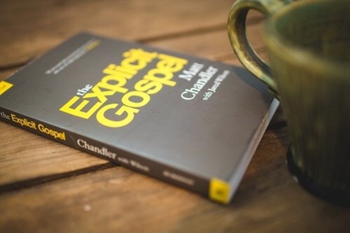 FBCSevCollege's tweet photo. “The gospel saves us from our past sin, our current struggles, and our future failures.”

Join us at Kevin and Misty’s house Sunday night at 6:30 for the next 6 weeks as we unpack these truths #journey865 #explicitgospel https://t.co/qyld1pm5Yz