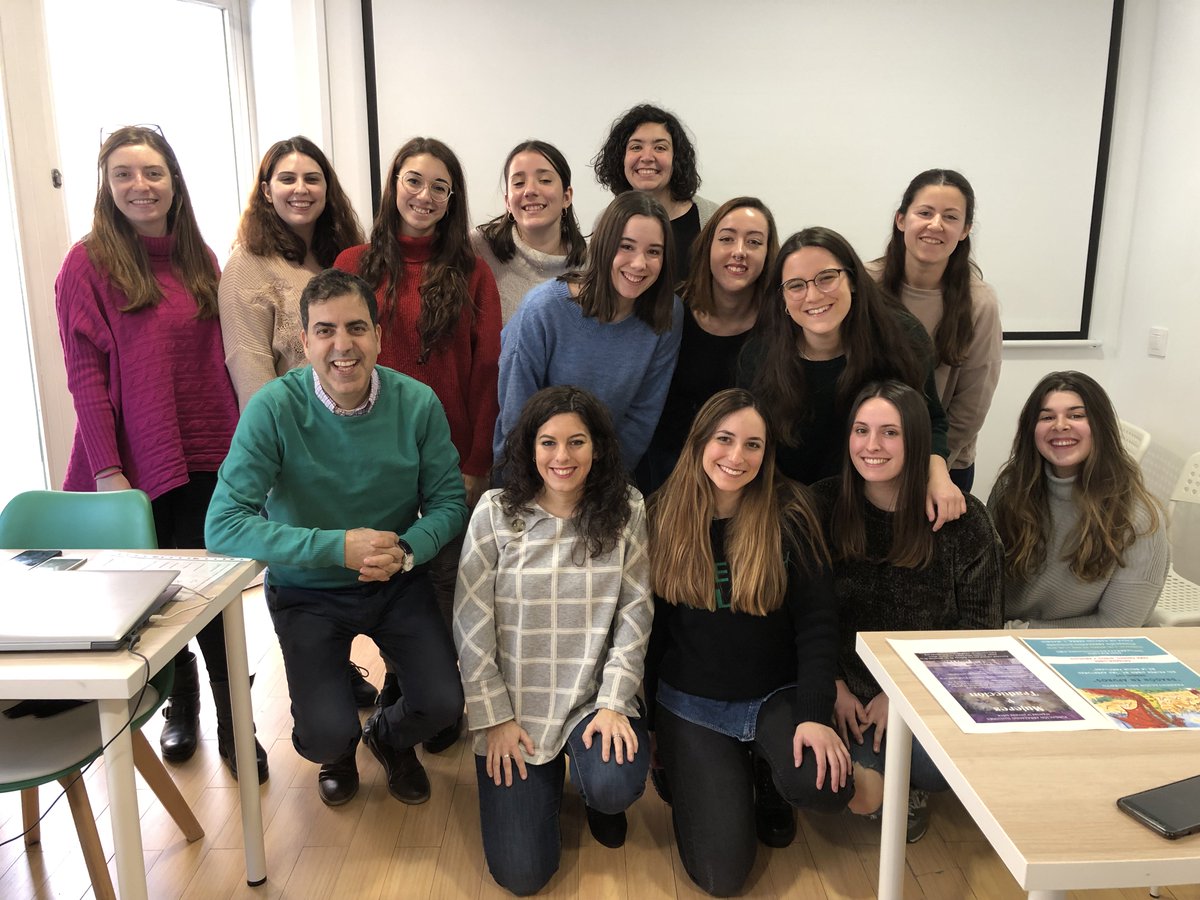 Finalizada la 2ª edición del curso profesional en interpretación telefónica que impartimos en la Fundación Abrazando ilusiones. ¡Gracias a las asistentes, esperamos que os haya resultado útil! ¡Hasta la próxima! #interpretaciontelefonica #vozeapp <a href="/abrazailusiones/">Fundación Abrazando Ilusiones</a>