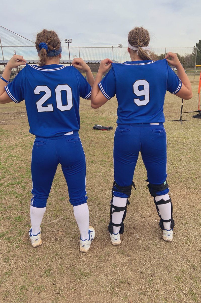 BlinnSoftball's tweet photo. Pitcher, Catcher corn rows in cowtown! #justsoftballthings #gobucs https://t.co/QX6ar8k97d