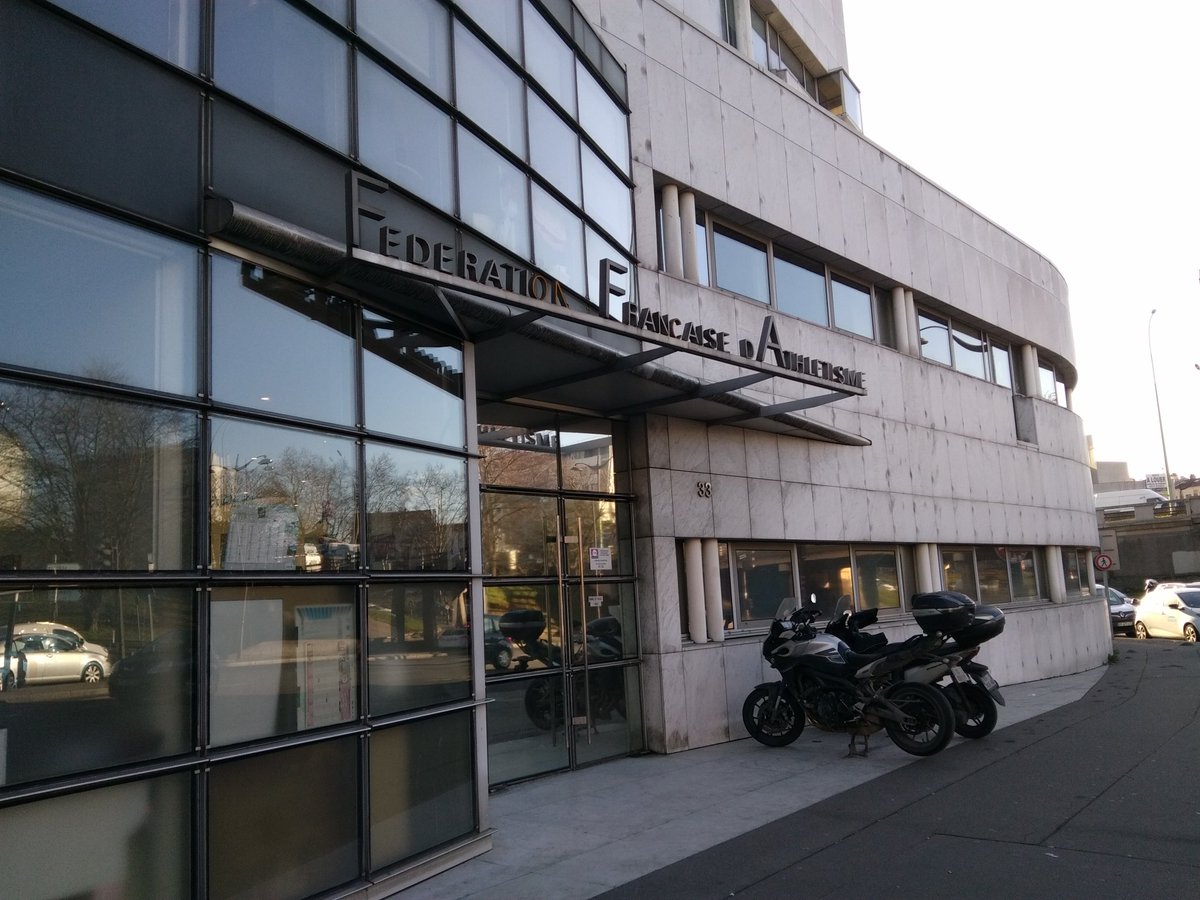 Eps03degre1's tweet photo. Équipe EPS de l'Allier associée au groupe de réflexion et de production pour la rénovation de l'athlétisme pour enfants depuis 6 ans. Journée spéciale cross le 15 février.#usep03 https://t.co/urrj3XXzPA