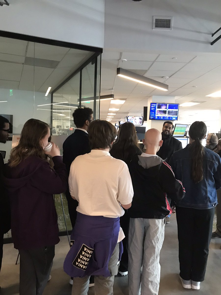 msuttonsrmhs's tweet photo. IT Academy students had a great visit @verizon learning about a variety of career options @STC_WCPSS @SRMHSPrincipal @SRMHSpride https://t.co/CMUcGJmpXL