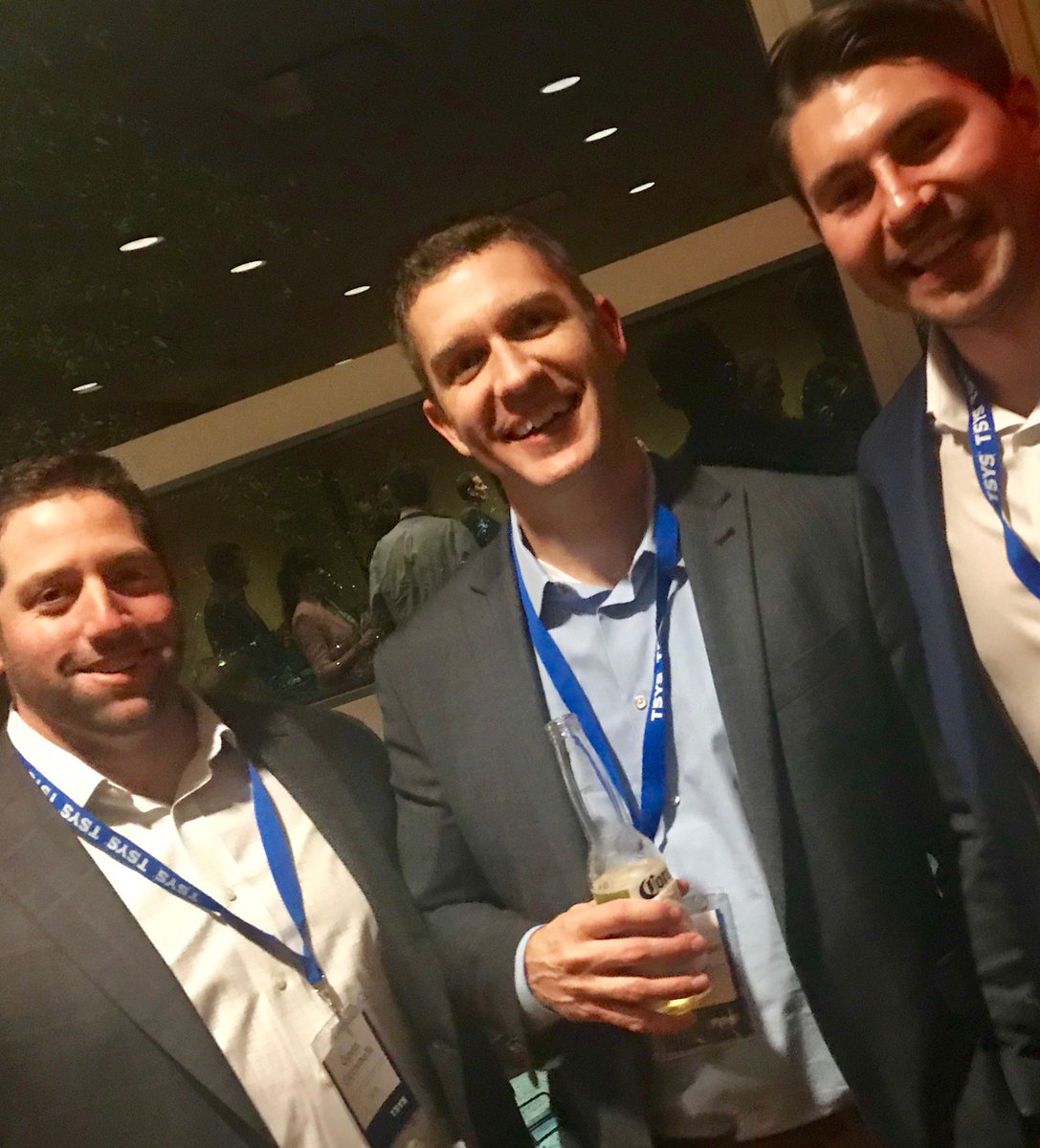 mccammon_matt's tweet photo. I came. I saw. I conquered #HIMSS19. I can now say with confidence that I am a @HIMSS #ChampionOfHealth. 🏆 Now, back to reality! https://t.co/gRlnAuPhfh
