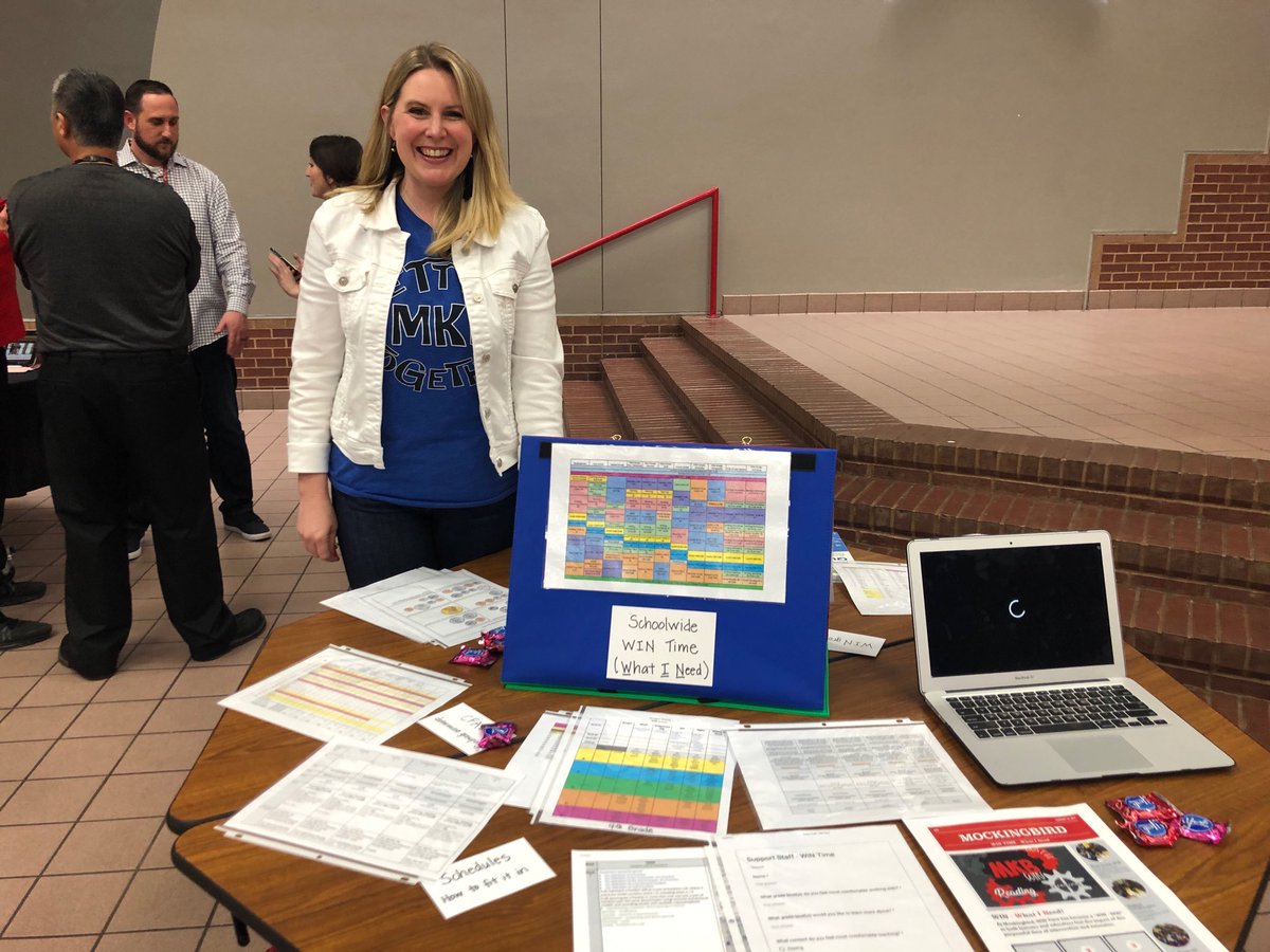 Angie Applegate tweet media