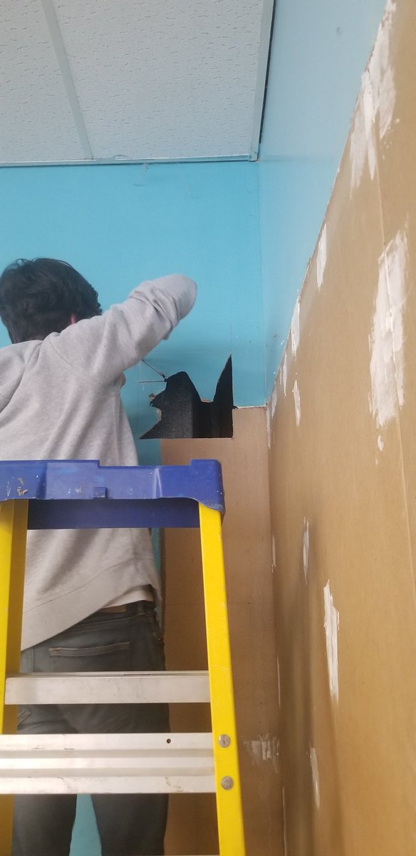 MrMacari's tweet photo. SHS Construction students learn the art of fixing holes in drywall.  #Smithfieldcte #shslegacy https://t.co/wEyFVYkErb