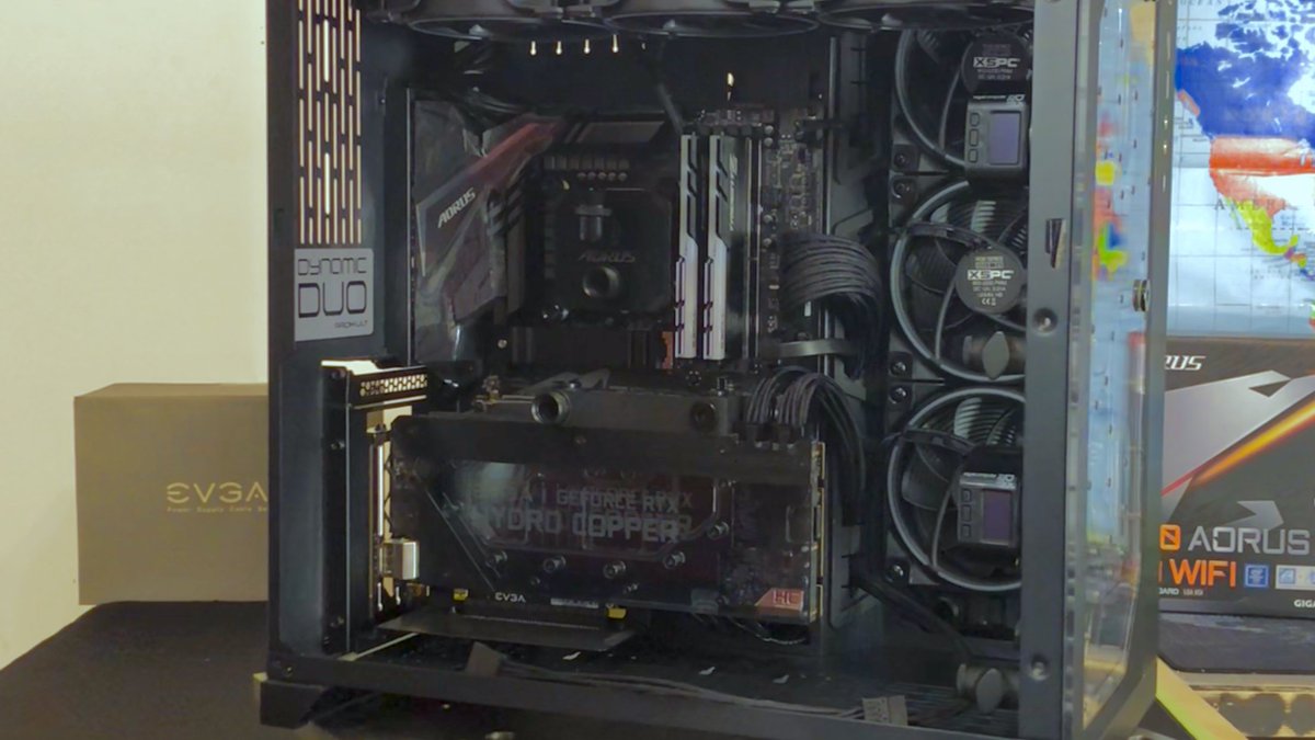 RadikultCustom's tweet photo. A HUGE thank you to our friends @TEAMEVGA for their support with their amazing products and making this project possible
Project Dynamic Duo Pt# 1https://youtu.be/5p2JYEVWypM
#TEAMEVGA #LIANLI #AORUS #pcbuild #cnc #lmtonsrud https://t.co/2Zo7hXAceB