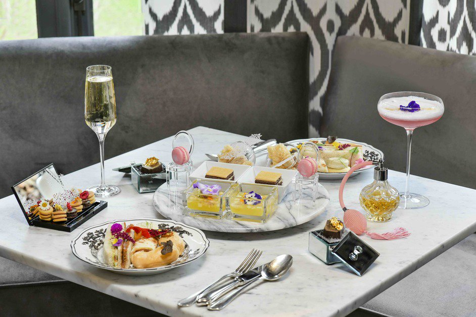 The Franklin hotel has launched a new Dior-inspired menu in line with the exhibition at the V&amp;A, and entry to the exhibition is included in the price: LondonTown.com/S/d_3BiM6

<a href="/V_and_A/">V&A</a> #DiorDesignerofDreams <a href="/Hotel_Franklin/">The Franklin London - Starhotels Collezione</a>