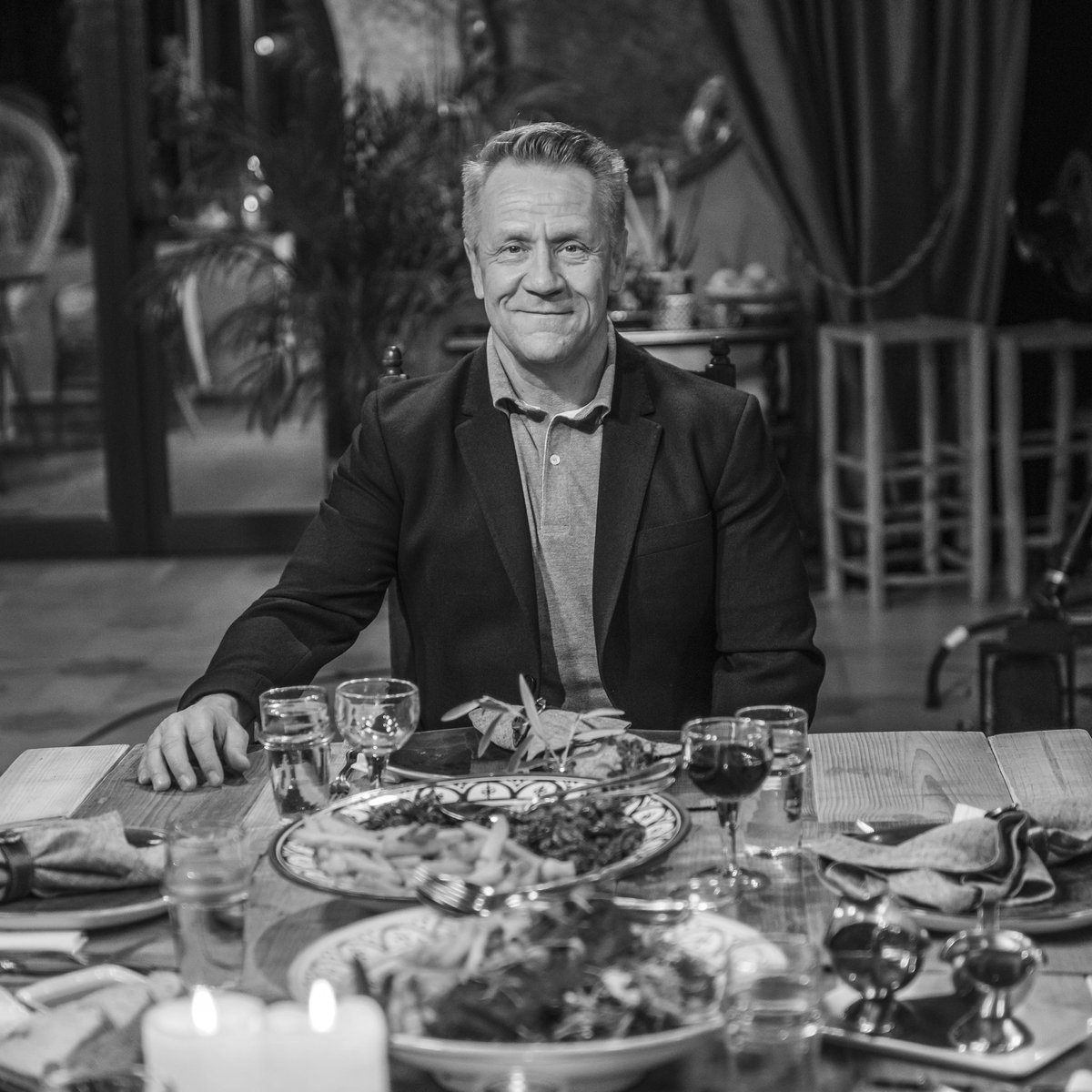 Tänään nähdään The Voice of Finlandin jälkeen Olli Lindholmin muistolle omistettu koostejakso Vain elämää -sarjan 6. kauden ikimuistoisimmista hetkistä. ❤️ Ohjelma alkaa Nelosella heti TVOF-jakson jälkeen kello 21.30.