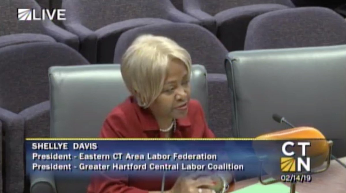 Late last night #Htfd #paraprofessionals #union co-prez <a href="/ShellyeDavis/">Shellye Davis</a> testified in support of #PaidLeave4CT, urged lawmakers #MakeCTNext &amp; empower low wage workers "care for sick family member w/out sacrificing ability to make ends meet." #REALpaidleave <a href="/PSRP_AFT/">AFT PSRP Division</a> <a href="/PaidLeaveforCT/">CT Paid Family Leave</a>