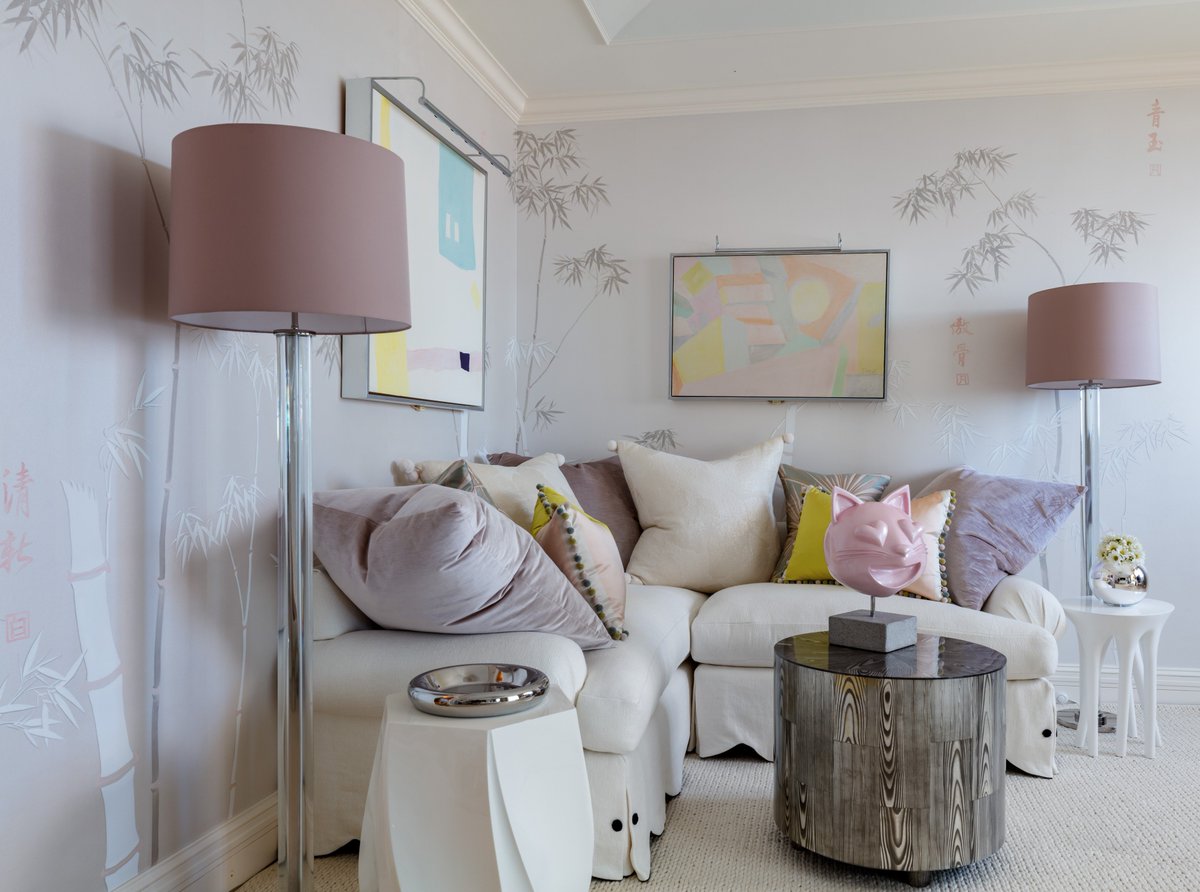 KBShowHouse's tweet photo. Subtle hues of violet spark inspiration for our #kipsbaypalmbeach designers. Visit the show house, open through Wednesday, February 20, to see these gorgeous interiors. (Photo: @Sargentpix, Design: David Mitchell Brown, @DavidPhoenix, @DavidScottInt, Jennifer Garrigues, Inc) https://t.co/ZwtNCtCnO5