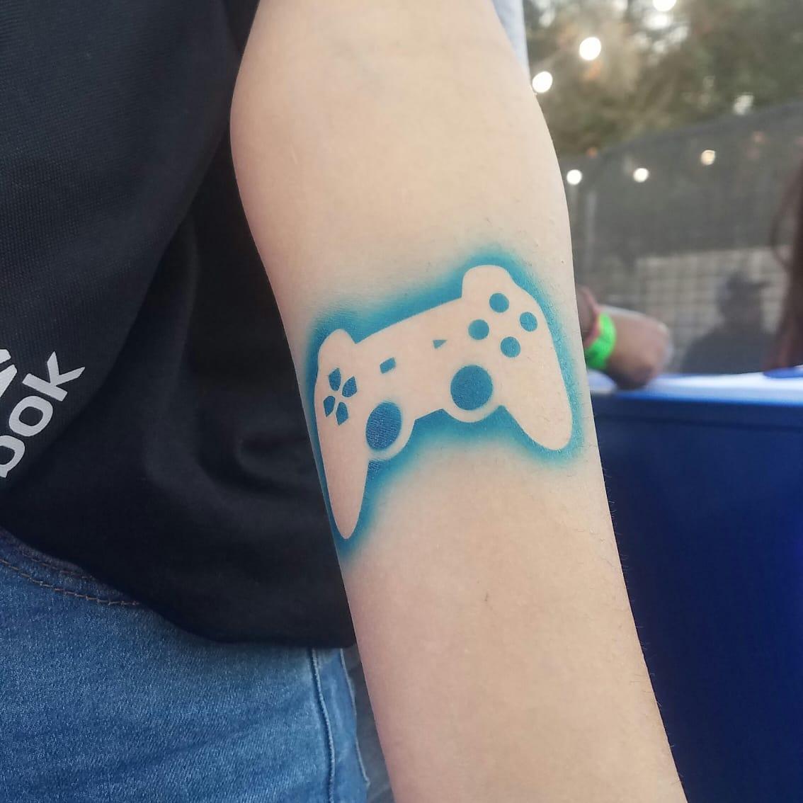 PlayStation_ME's tweet image. Join the fun at #RedFestDXB! Follow us on Instagram for live updates:
instagram.com/PlayStation_ME 
#PSatRedFest