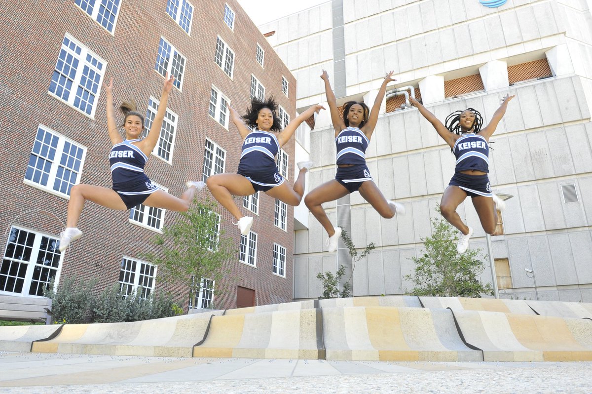 KUCheerAndDance's tweet photo. We dance, we cheer, and we are Seahawk Nation! 📸 @athletesinfocus 🦅🦅🦅
#populardancetrends #dancetrends #peprally #makethisgoviral #litdances #schoolspirit #upgradenotdowngrade #driptoohardchallenge #levelupchallenge #worldwidedance #danceteam #dancedance #contemporarydance https://t.co/SvwwLW002V