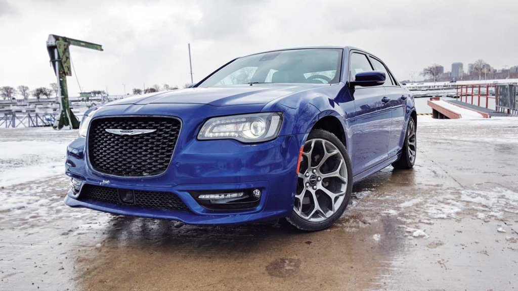 2018 Chrysler 300S road test - mychinews.com/cars/2018-chry…