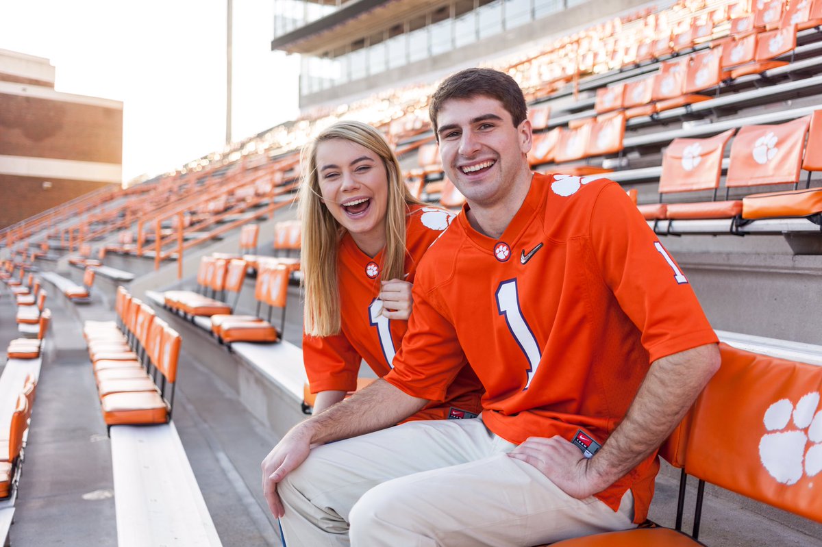 loganandrew2019's tweet image. #15andOrange We are so excited to be celebrating our perfect football season and third national championship! Enjoy your #SolidOrangeFriday