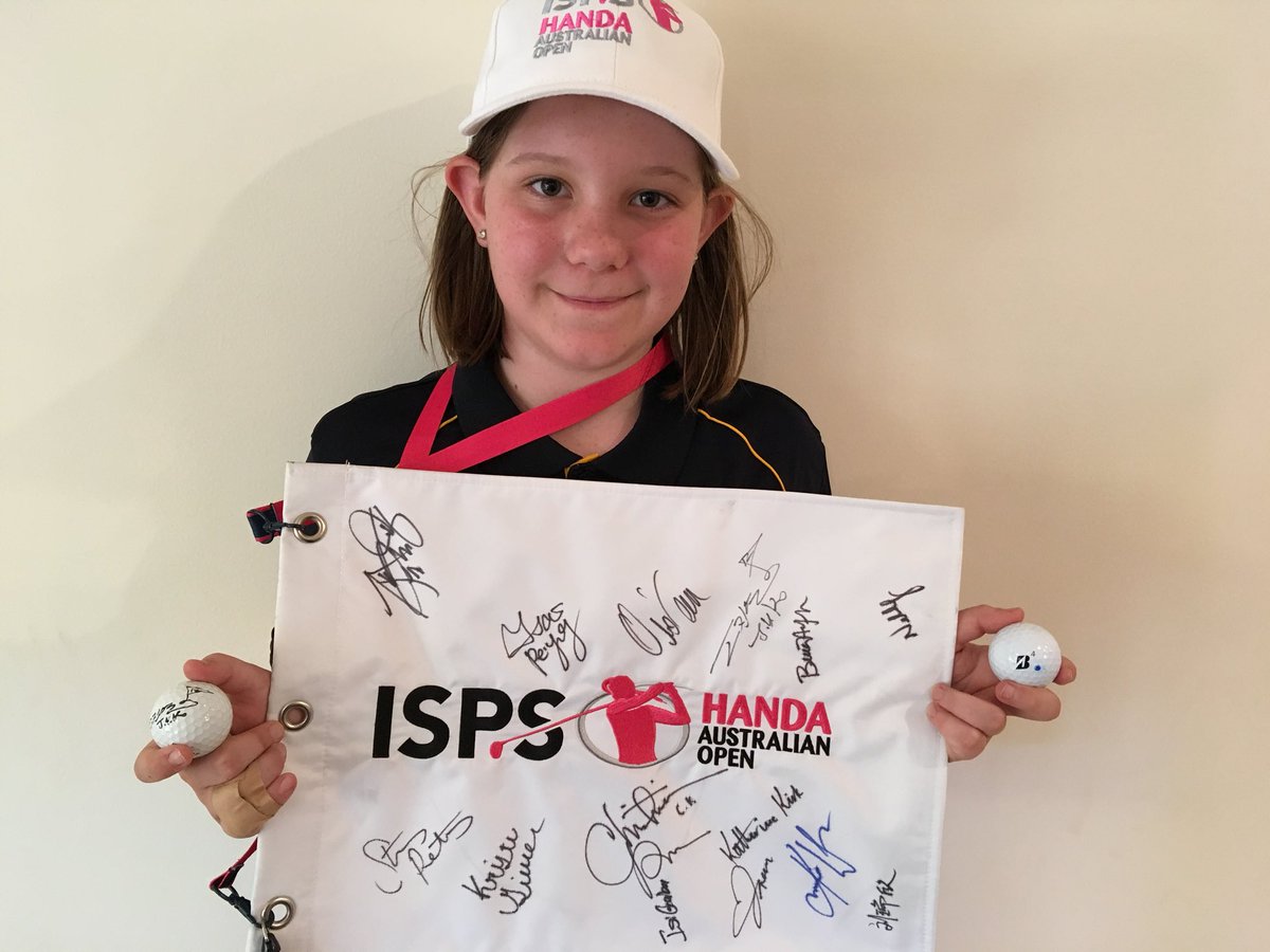 jaime_hards's tweet photo. Great score Thursday @WomensAusOpen @GolfAust  thanks @Katherine_Kirk1 @NellyKorda  @Karrie_Webb @staceykeats @TheChristinaKim https://t.co/AIameKti6S