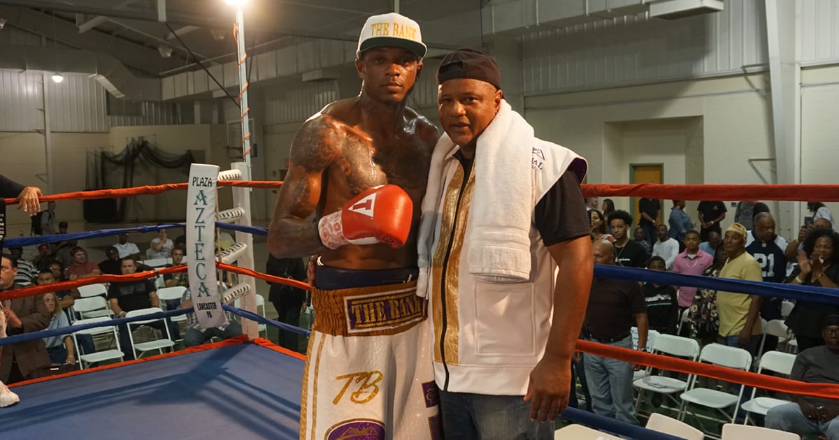 FightHeadlines's tweet photo. 📰 Derrick "Take it to the Bank" Webster is staring down the biggest opportunity of his pro career on Friday night as he faces Lennox Allen for the WBA Gold Super Middleweight Title in Minnesota.

Read: https://t.co/6A45z5SZAp https://t.co/0rCem06t6W