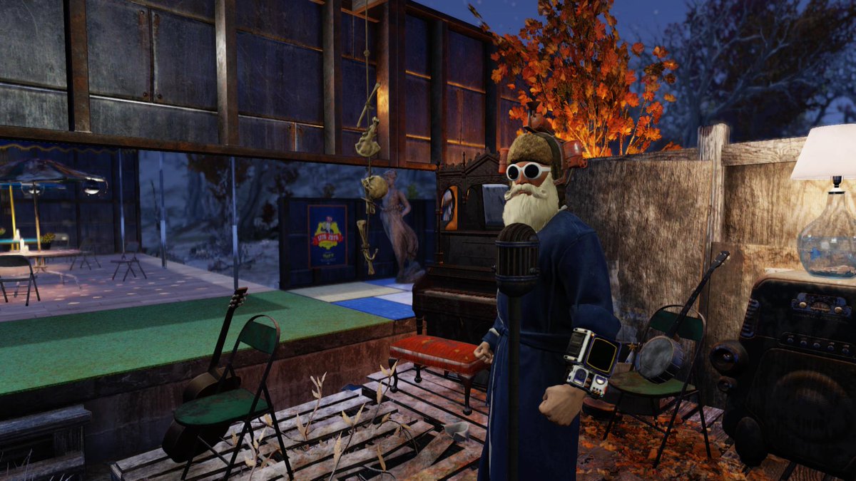 respondersradio's tweet photo. Found a stage. Built a bar. #Fallout76 https://t.co/Vggq4YNsYx