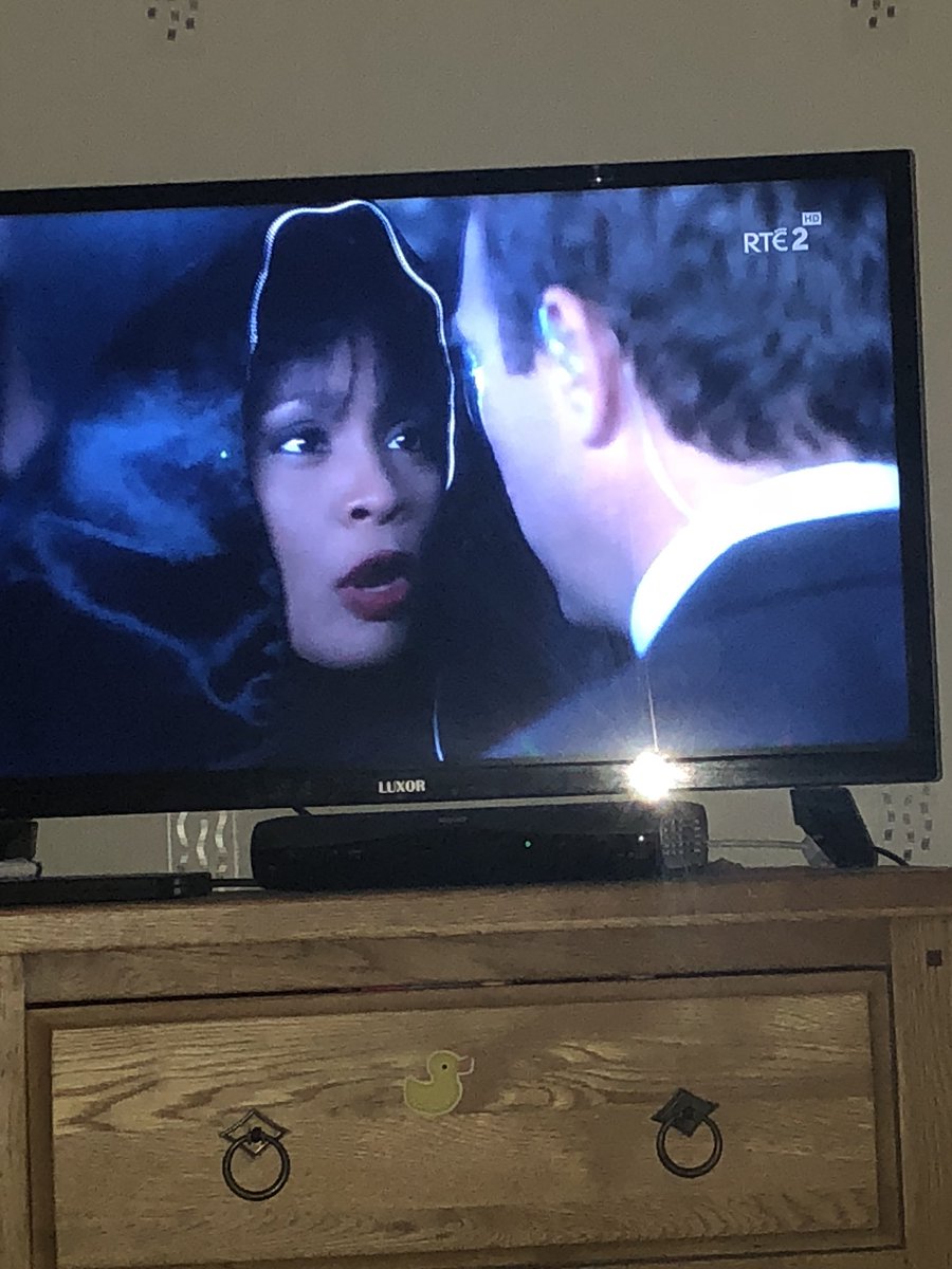 MrsTNelson1's tweet photo. @TheBodyguardUK @carolestennett @_philatkinson look who I found on tv❤️🙌🏻 #stalker #benoitmarechal https://t.co/tfH0Fq9dDf