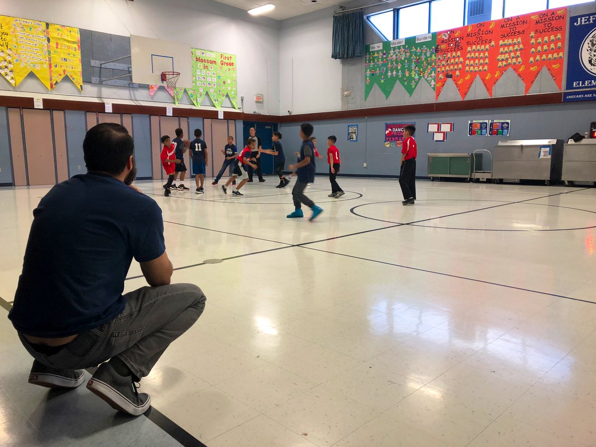 AthleticsNusd's tweet photo. Thankful for the unsung coaches who put in time on late Friday afternoons #4thgradebball #americanlakes vs #jefferson @NatomasUSD @AnnVeu @sswilliebaker https://t.co/hRGVEf5jgh