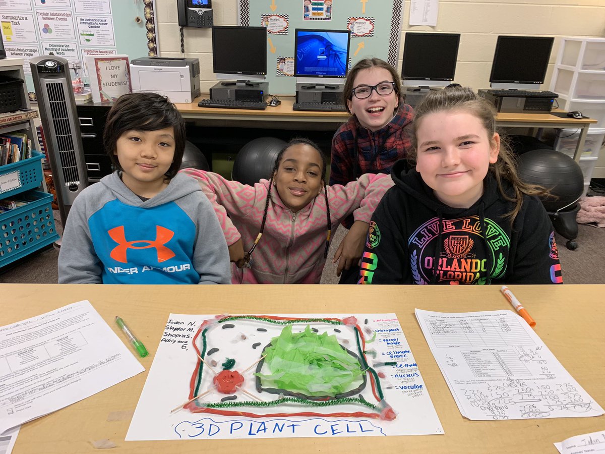 MrsRoberts_22's tweet image. Super proud of these @bakerelembears for their hard work during today’s STEM challenge. #JourneytoAWE #cellmodel #teamwork