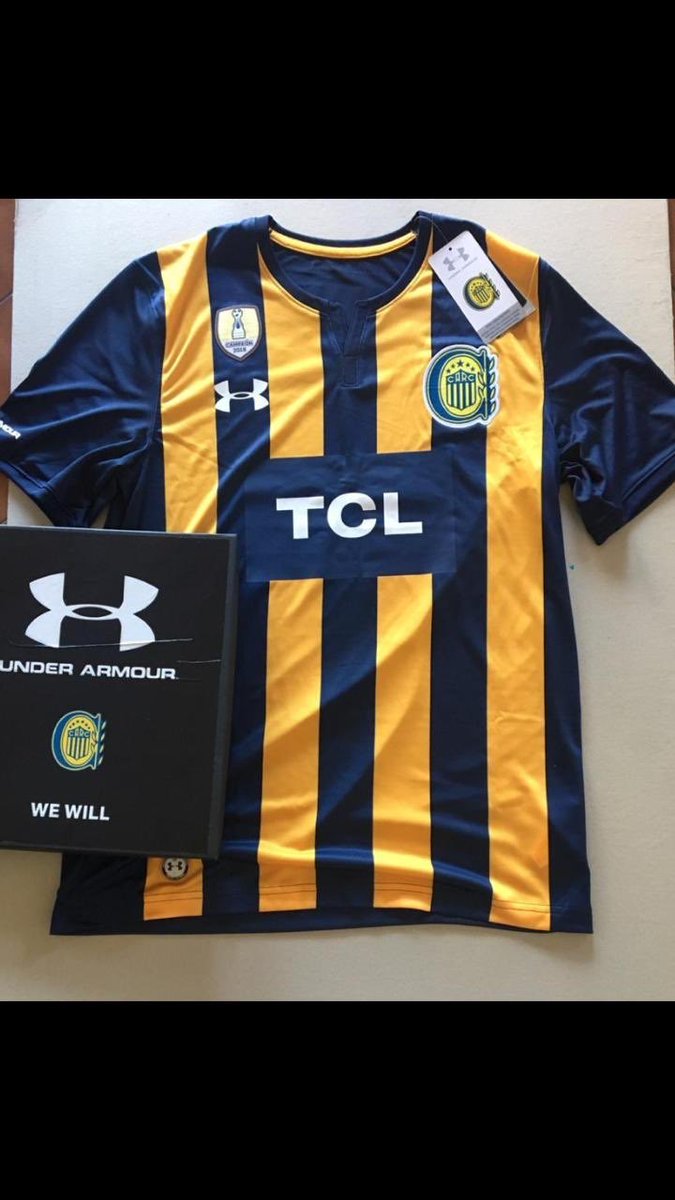 AtaqueFutbolero's tweet photo. Llegó el momento. 🔔 Los amigos de @UnderArmourArg nos regalaron la nueva casaca titular de Rosario Central y nosotros la sorteamos entre todos ustedes!

¿Cómo participar?
👉 RT al tuit
👉 Seguí a @AtaqueFutbolero y @UnderArmourArg

El ganador se conocerá el próximo martes 19/02. https://t.co/ADfgmittPA
