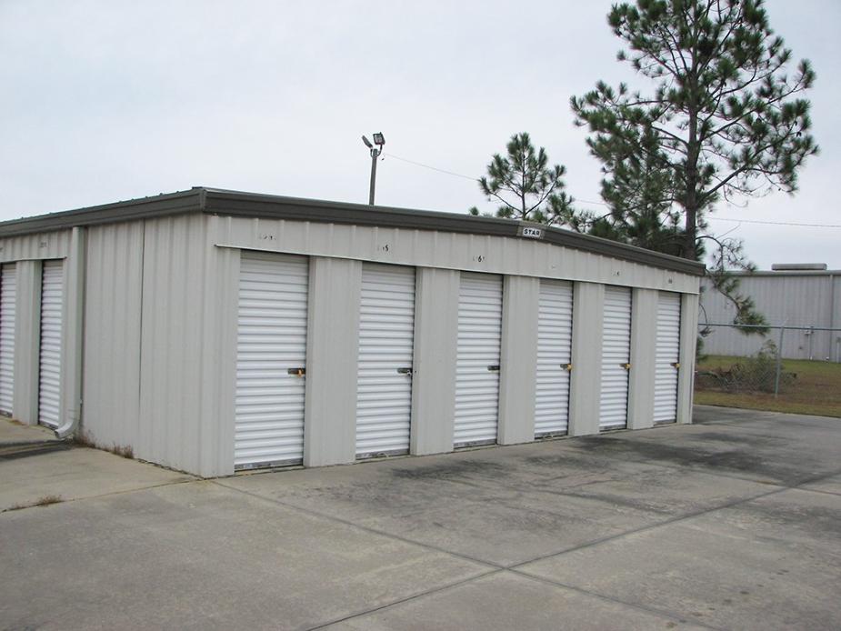 ListSelfStorage's tweet photo. Our latest #FeaturedFriday self storage property is located in Tifton, Georgia. The property features 431 clean and well-maintained storage units and a main office. Interested? Contact the broker today. https://t.co/o4Mqr9qA94 https://t.co/C3OEGPvQmB