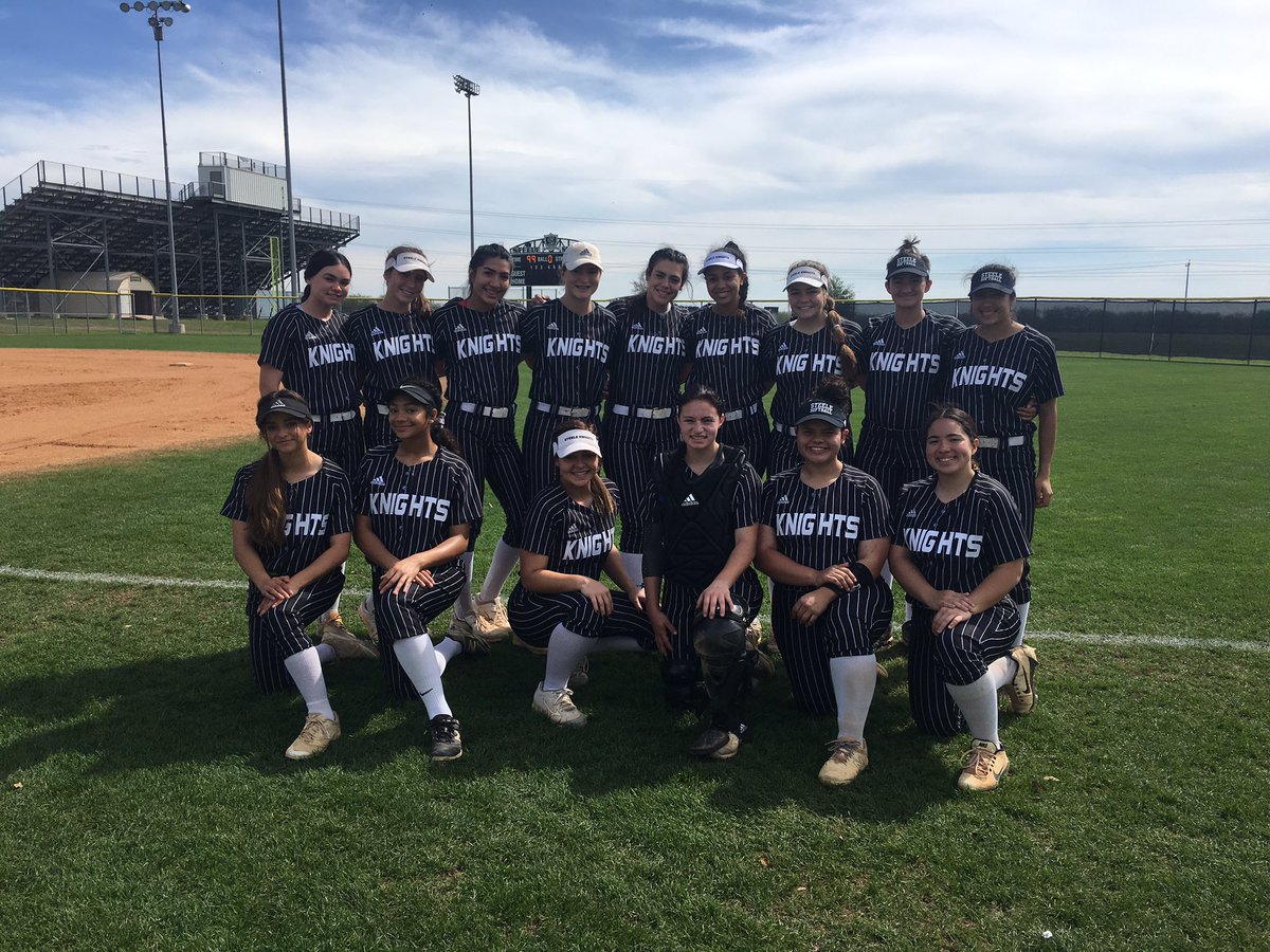 Steele Softball tweet media