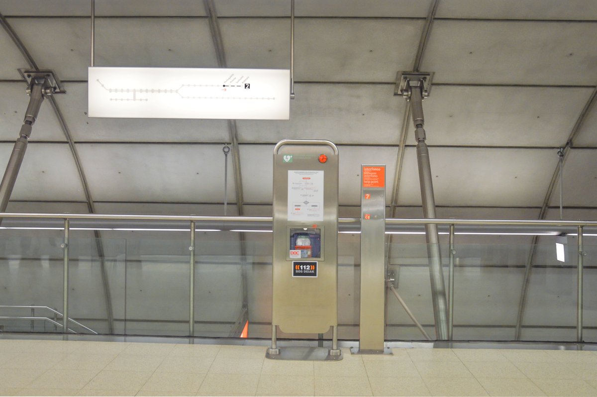 metrobilbaoeus's tweet photo. ❤️ 🏥 Todas las estaciones de Metro Bilbao disponen de desfibriladores @AlmasBSafe 

 👉 https://t.co/62BFpXDF8u

 #MetroBilbao https://t.co/lyAXx5tYjP