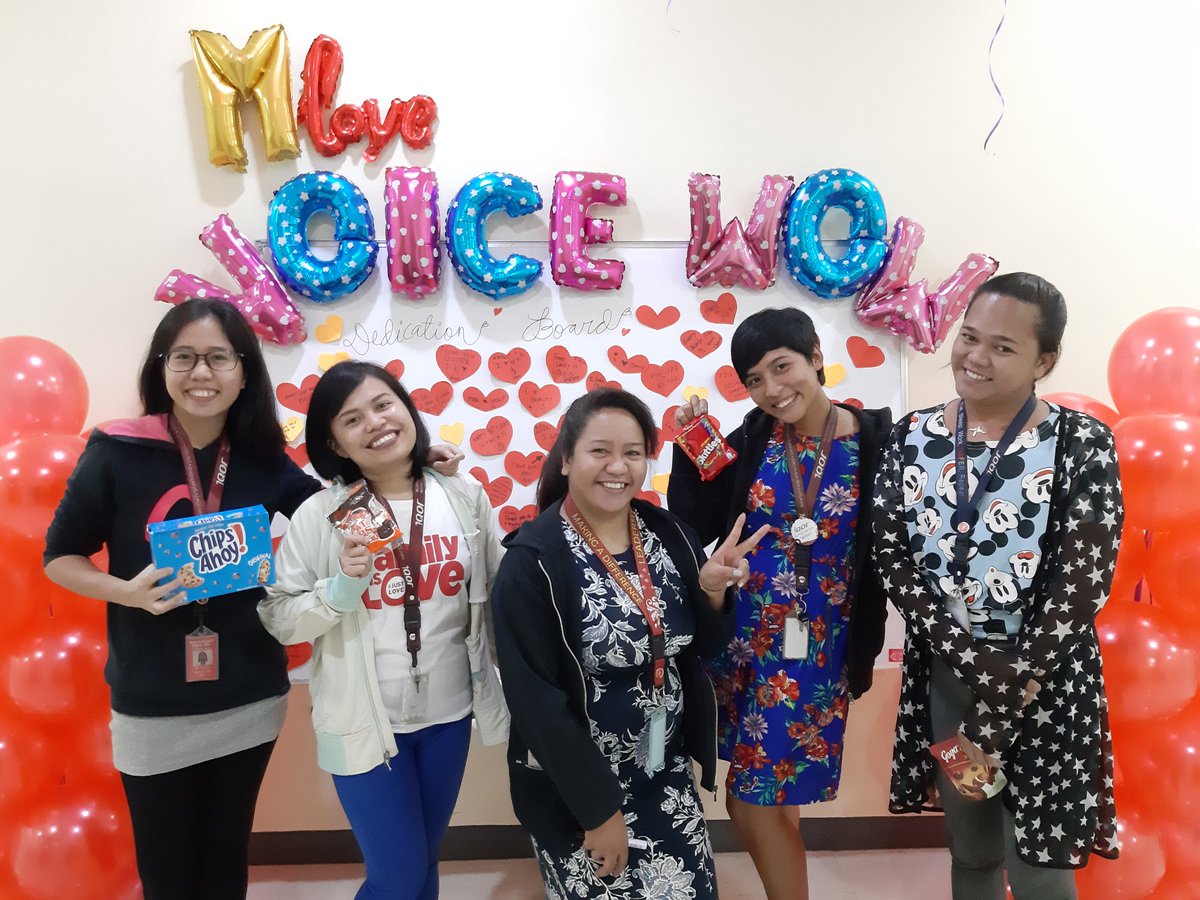 JudeQuality's tweet photo. Sweet Treats for our VOICE agents 💜

#PurpleLife #MetrobyTMobile https://t.co/mvsDCbjvr5