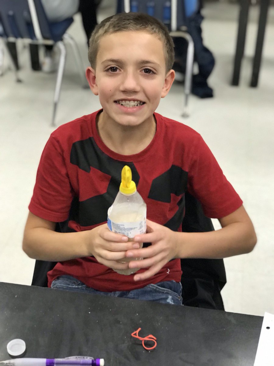 KDyHawkins's tweet photo. More of the good that happens here...💙 #SpartansDoScience #FantabulousFriday @WeAreSMSpartans https://t.co/2MSHAkKXqC