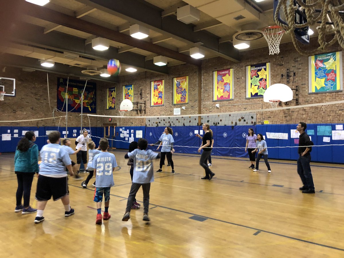 KerryMal1's tweet photo. The 4th grade volleyball tournament today ended in a great match between students and teachers! What a fun way to end the day before February break!!! #PinesHPS @ClaudineDiMuzio @PinesBandOrch https://t.co/U5y57gHuBc