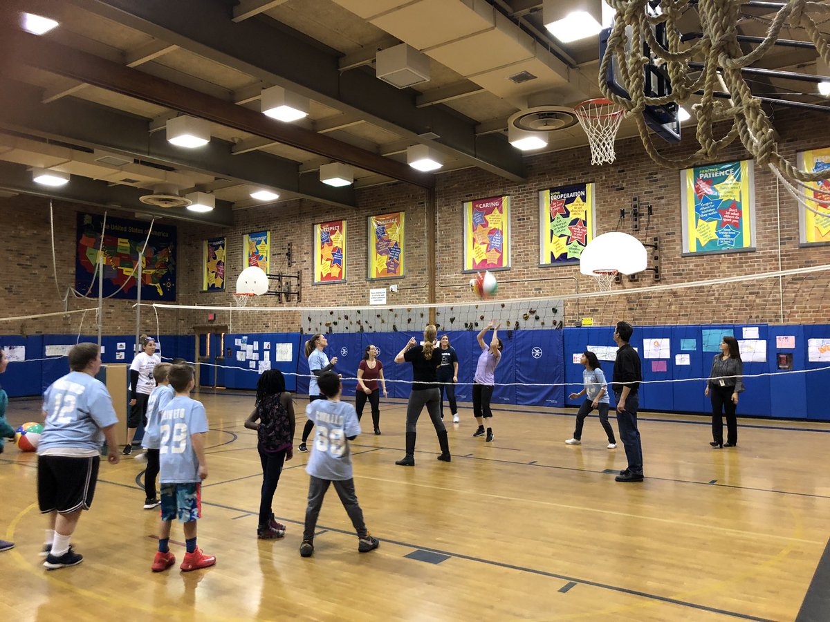 KerryMal1's tweet photo. The 4th grade volleyball tournament today ended in a great match between students and teachers! What a fun way to end the day before February break!!! #PinesHPS @ClaudineDiMuzio @PinesBandOrch https://t.co/U5y57gHuBc