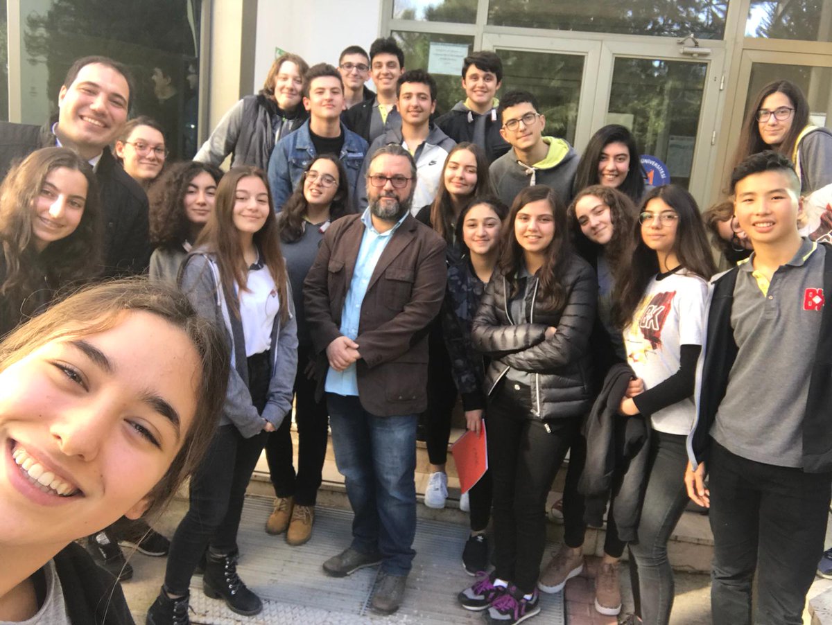 Luminousteamm's tweet photo. [🇹🇷]Akdeniz Üniversitesi Uzay Bilimleri Ve Teknolojileri Bölümü Anadalı Bölüm Başkanı Sayın Dr. Burçin DÖNMEZ ile projemiz hakkında bilgi alışverişi sağladık, yarışma hazırlık sürecimizde bize destekleri için teşekkür ederiz.#fll #firstlegoleague #robotics #intorbit #roboticsteam https://t.co/UYTLIoGll6