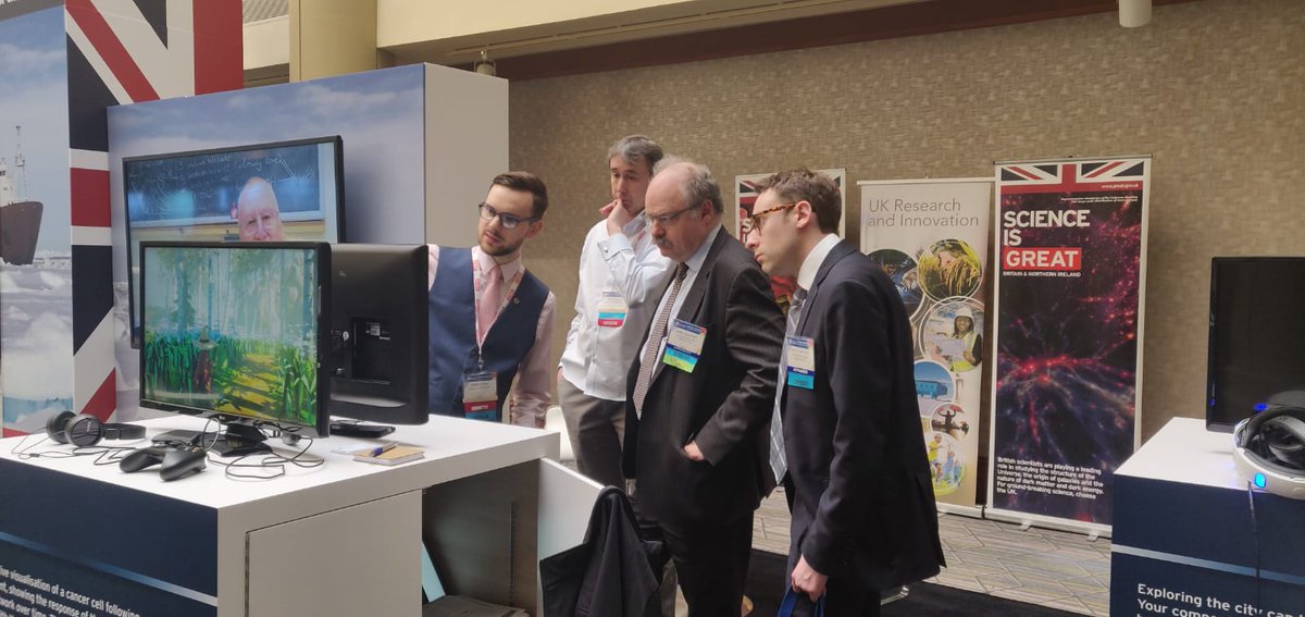 Using game technology to explore cancer treatments 

<a href="/UKRI_CEO/">UKRI CEO</a> visits the InGame exhibit at the UK stand #AAASmtg #ResearchIsGreat <a href="/AbertayUni/">Abertay University</a> <a href="/AndreiBoiko_/">Andrei Boiko</a>