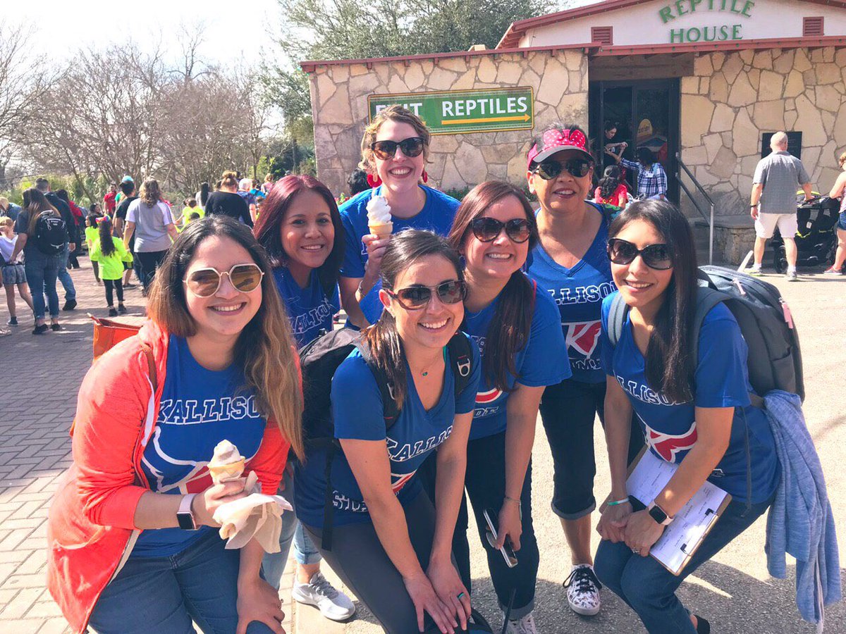 Today our kindergarteners had their field trip at the Zoo. We all had a blast! So glad the kiddos enjoyed it. Fun fact: I survived my 1st field trip. I couldn’t have done it w/o my amazing kinder team ♥️ <a href="/NISDKallison/">Kallison Elementary</a> #LeadTheCharge