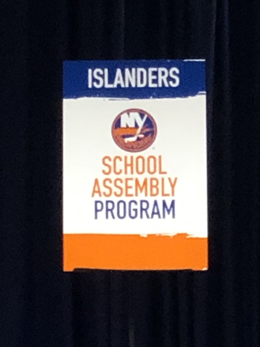 PS159_Q's tweet photo. Thank you @NYIslanders for a wonderful Anti-Bullying Assembly today!  We all learned how to be a good teammate/classmate!! It was the perfect way to end Respect For All Week! We love Sparky!!! 🏒🐉 https://t.co/YMjsJ9F4eU