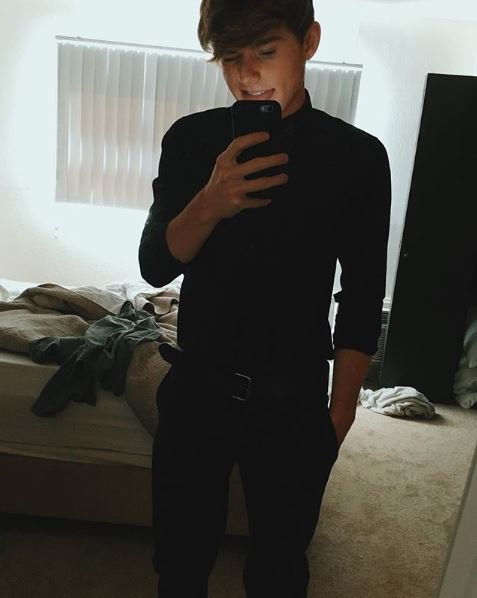 geeksnglasses's tweet image. 