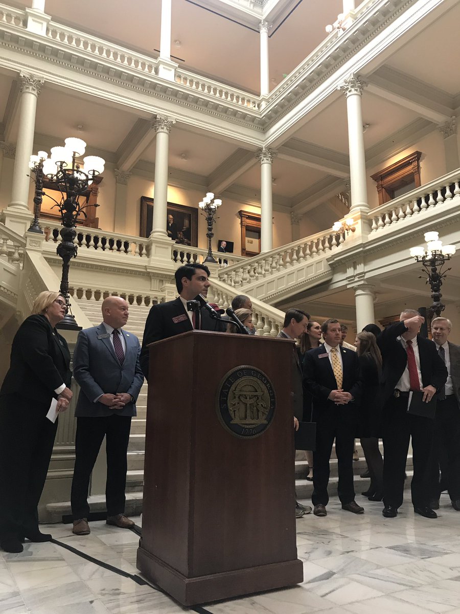 Lawmakers just introduced a new bill that prevents child victims of sex trafficking from being charged as prostitutes. It also allows counties to shut down businesses known as areas of prostitution. More at 5.