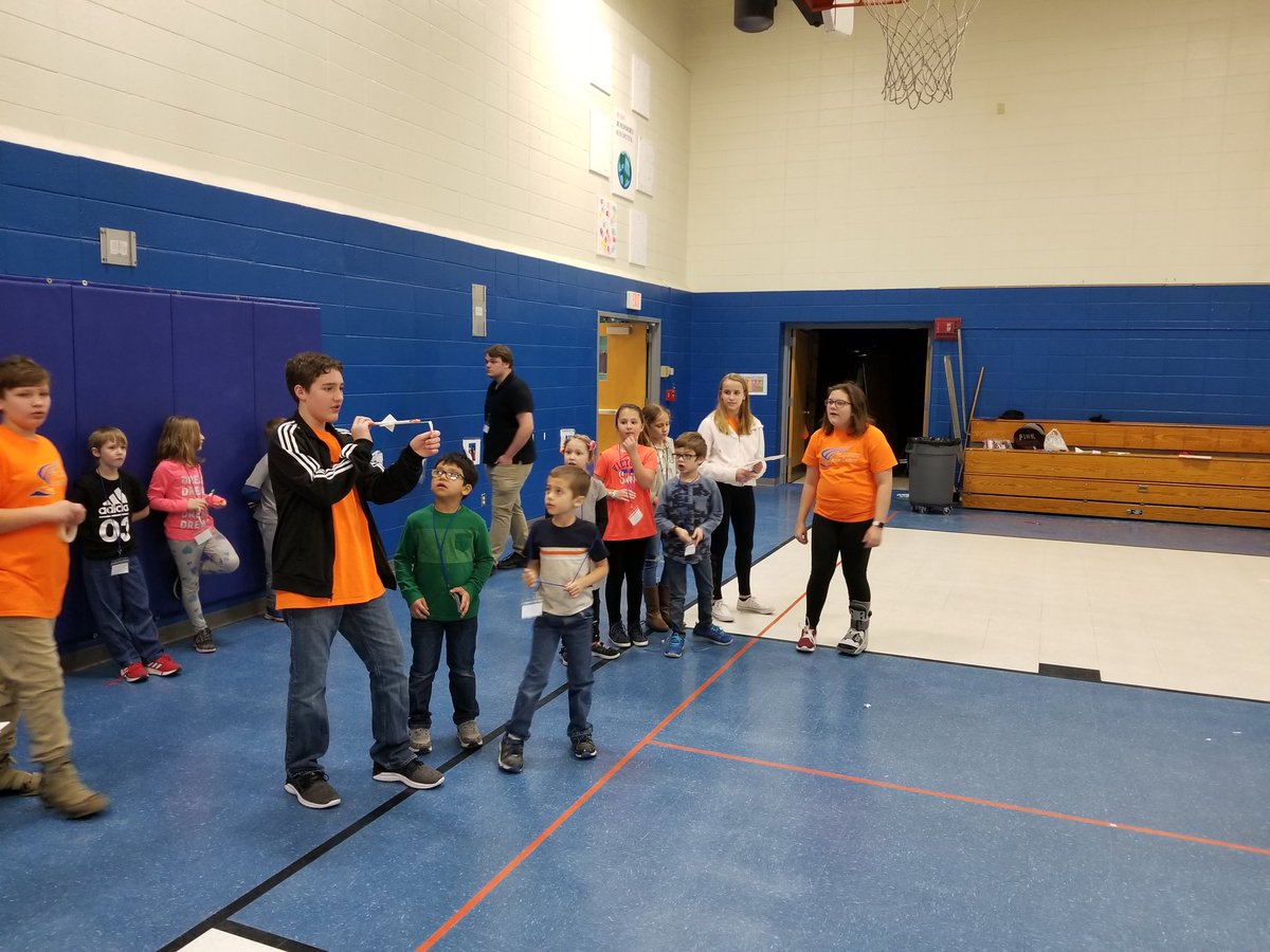MrRileyReads's tweet photo. Had another excellent Science and Engineering Day with elementary school students yesterday. Leadership and creativity on full display. @HorningMiddle @FLIGHTSDW @HawLABSchool https://t.co/7HuTcoBft8
