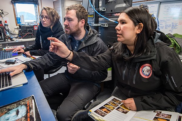 coastfunds's tweet photo. A deep-sea expedition led by #Heiltsuk and #Kitasoo /Xais’Xais First Nations, DFO, @OceanaCAN, @Ocean_network, CCIRA, and MaPP affirms the need for increased marine protection. Great to see First Nations leadership in action here. https://t.co/y1gsk5tr5Z https://t.co/kQ9psP2FCO