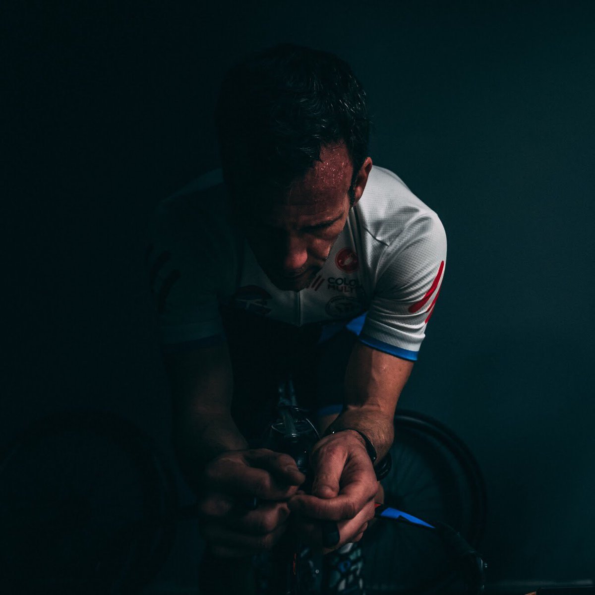 In the shadows. 📸: me. <a href="/SonyAlpha/">Sony | Alpha</a>  #triathlete #ironmantri