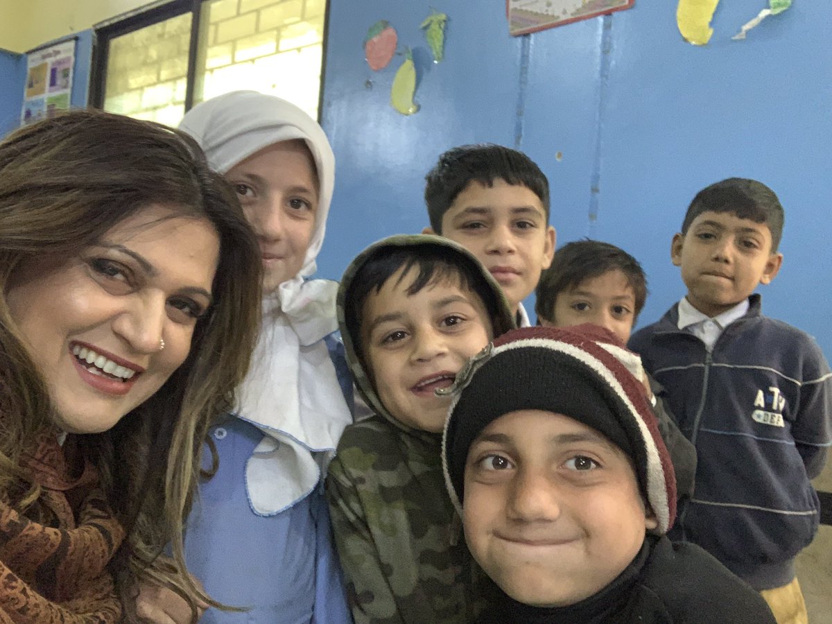 CalpakEdu's tweet photo. Smile for the selfie... turning the love of selfies into an opportunity to promote a great attitute, mindset, and self esteem. 
#seldofficial #SEFSindh #Pakistan 
#education #literacy #girls #Yesshecan #Dawn #Usaid #BillGates #CalSouthernUnivers https://t.co/r2K5xJ5GcD