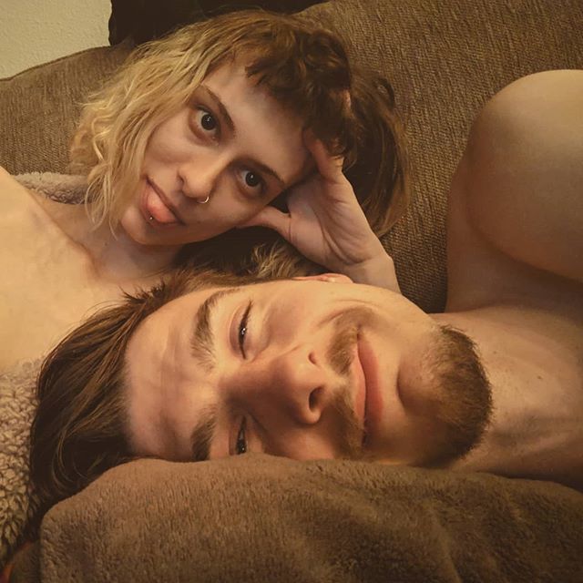 skunkbunk's tweet photo. 💘 https://t.co/H1kKoYXx2k https://t.co/JumtxqKYVJ