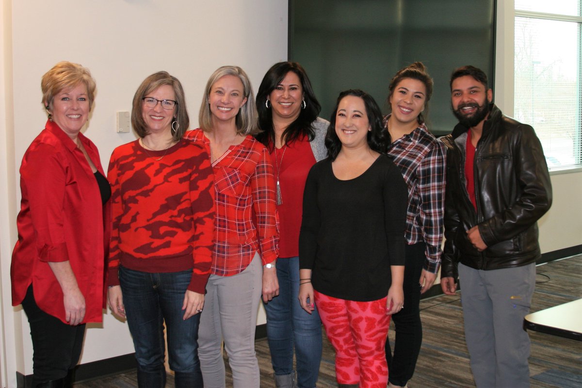 SwinFoundation's tweet photo. How awesome do our hashtag#swinfoundation hashtag#volunteers look showing their support of National Wear Red Day?! #fbf #wearredandgive #wearredday https://t.co/BSWWdi2pM1