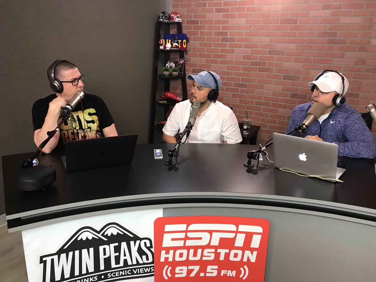 .@ChingoBling in the building and in studio with the Suspects!
Watch now: http://espn975.com
@BarryIsFunny @PackManJoel @TheProducerNick @espn975