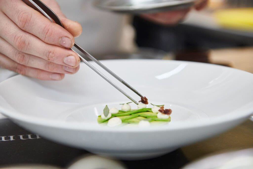 Midsummer House tweet media