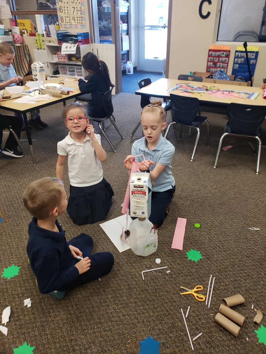 sjm_kinder's tweet photo. #ozobot shelters with #3dprinted animal costumes. @HawthornEagles https://t.co/iCA4KlcGQM