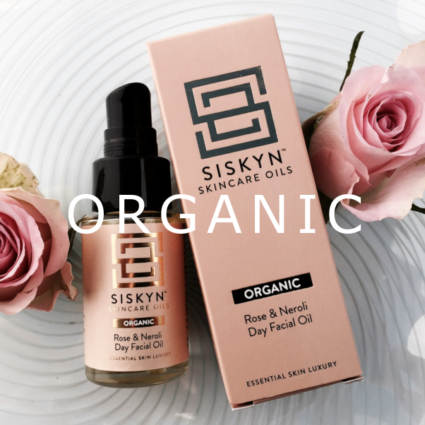 The ORGANICS. Our multi award winners. 100% organic, premium oil blends and beauty editor favourites. 4 unique blends. A Hot Cloth Cleanser, a Day Oil, a Night Oil and a super decadent Body Oil #organic #skincare #luxury
