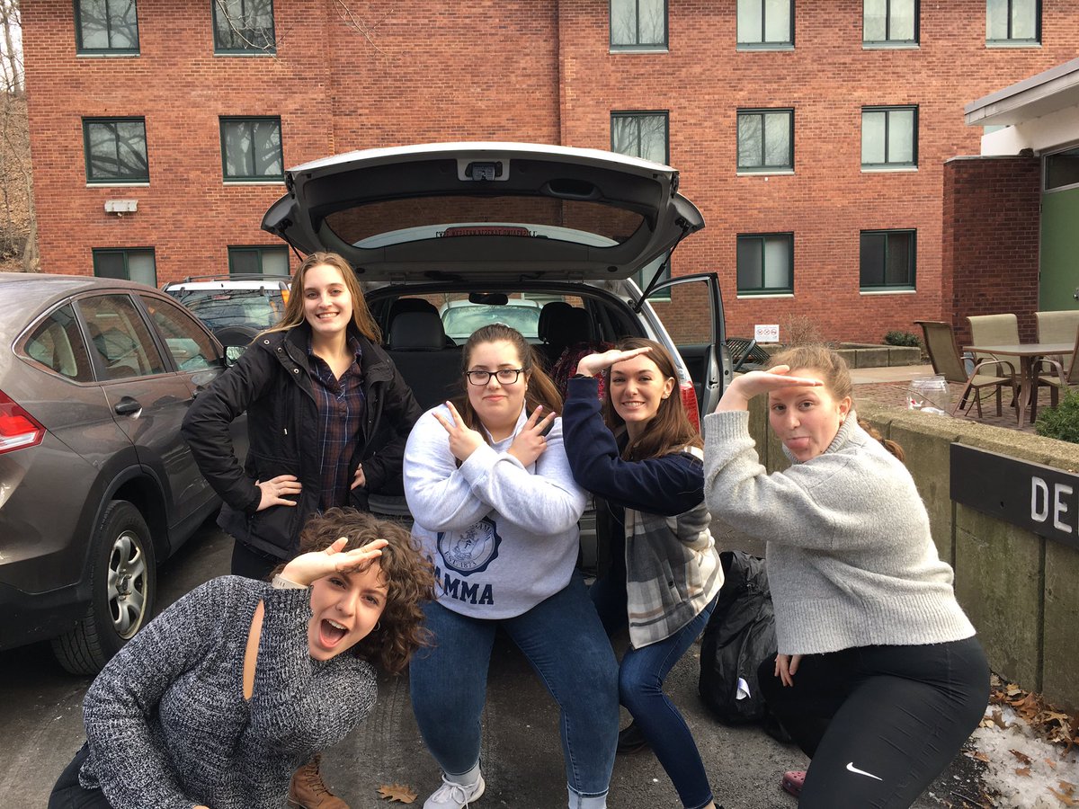 jazalewski's tweet photo. Off to Columbus 😎 #dginstitute https://t.co/9S6pFyJmYG