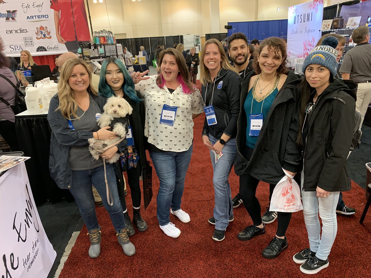 1796PetSmart's tweet photo. PetSmart groomers and @TeamPetSmart groom team representing at the Groom Expo West! #LifeAtPetsmart https://t.co/fwqan2MTwR
