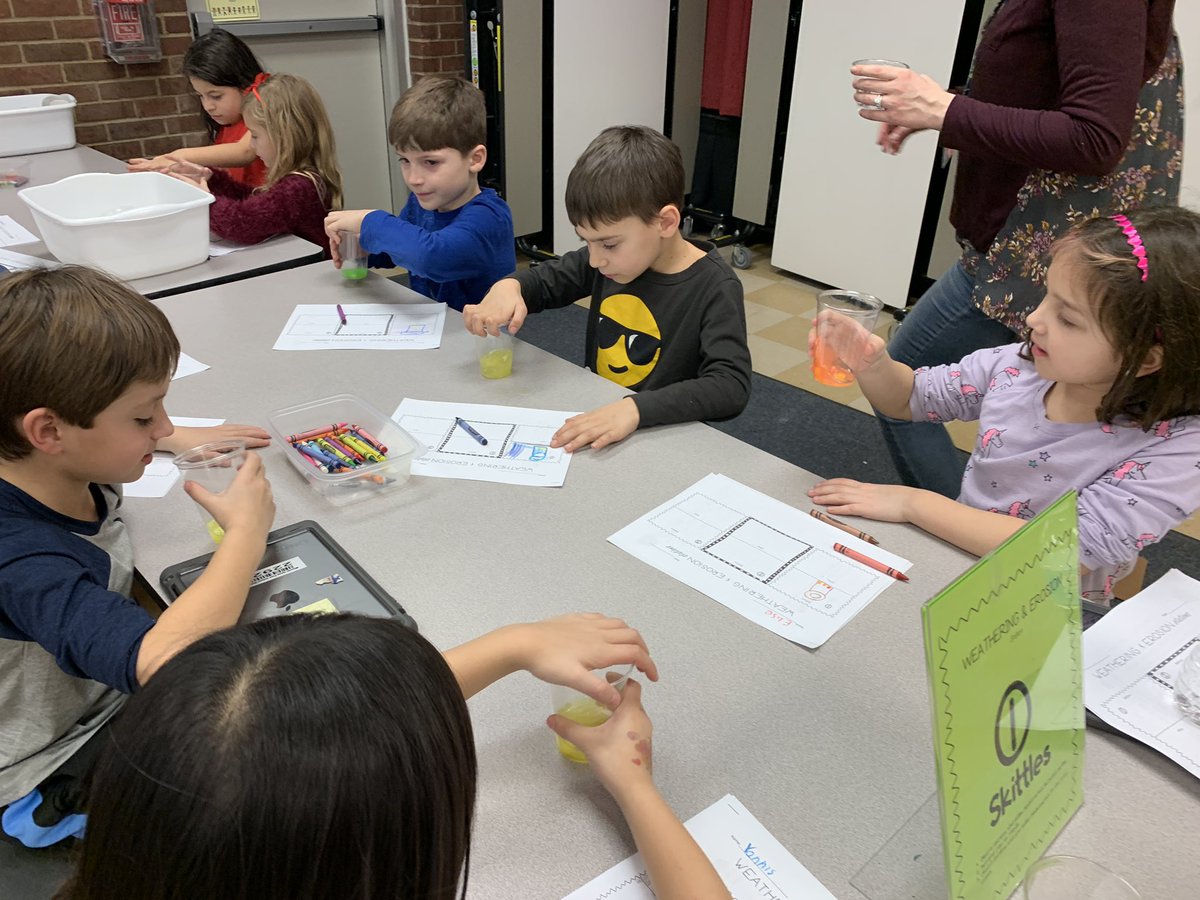 misscastello1's tweet image. Second grade does weathering and erosion hands on science centers to conclude unit 3! Thank you @MeadowScience for helping to put these centers together! #MineolaProud #integratedcurriculum